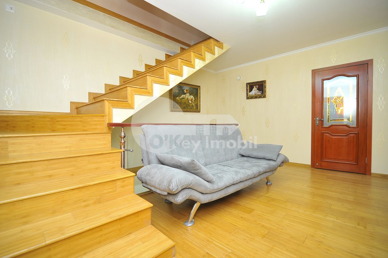 Casă cu 3 nivele, reparație și design modern, Botanica, 1500 € ! foto 9