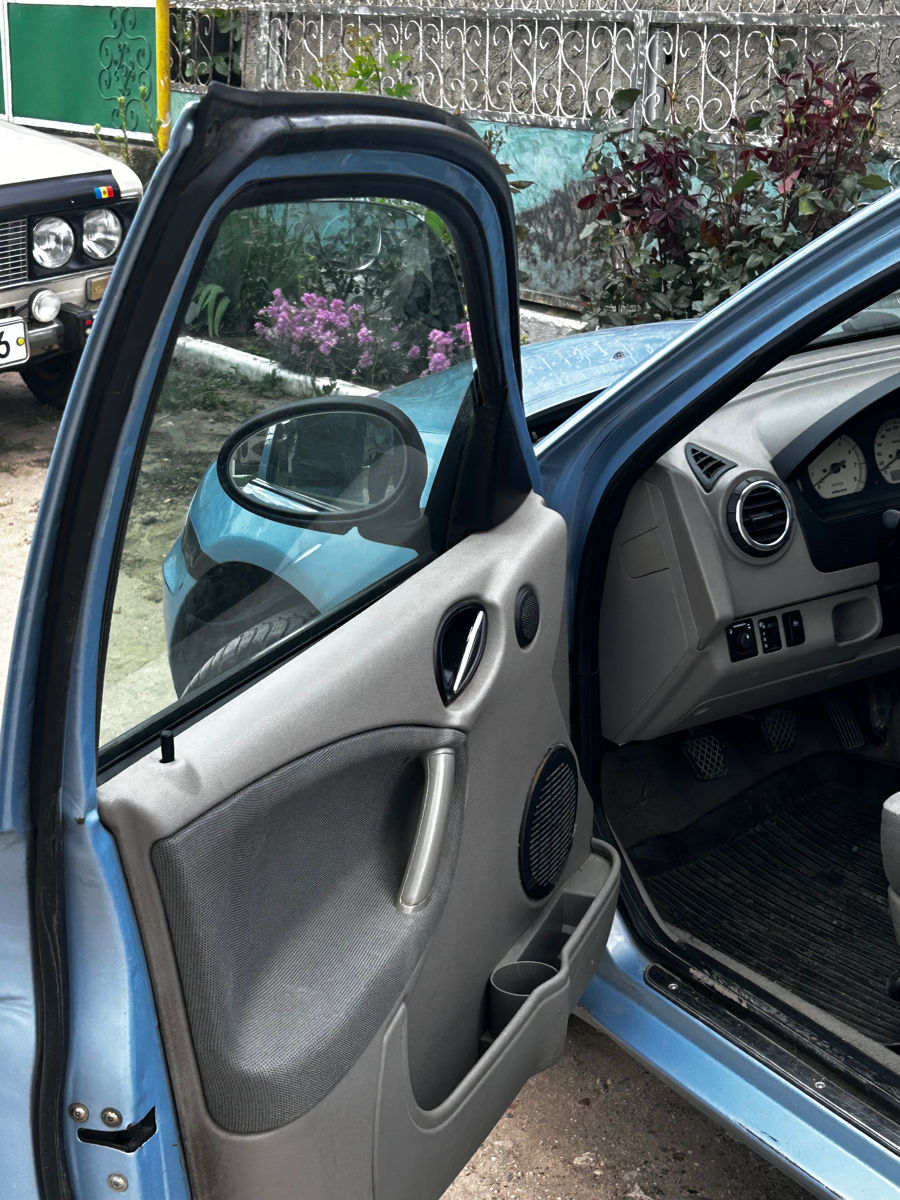 Rover 25 foto 8