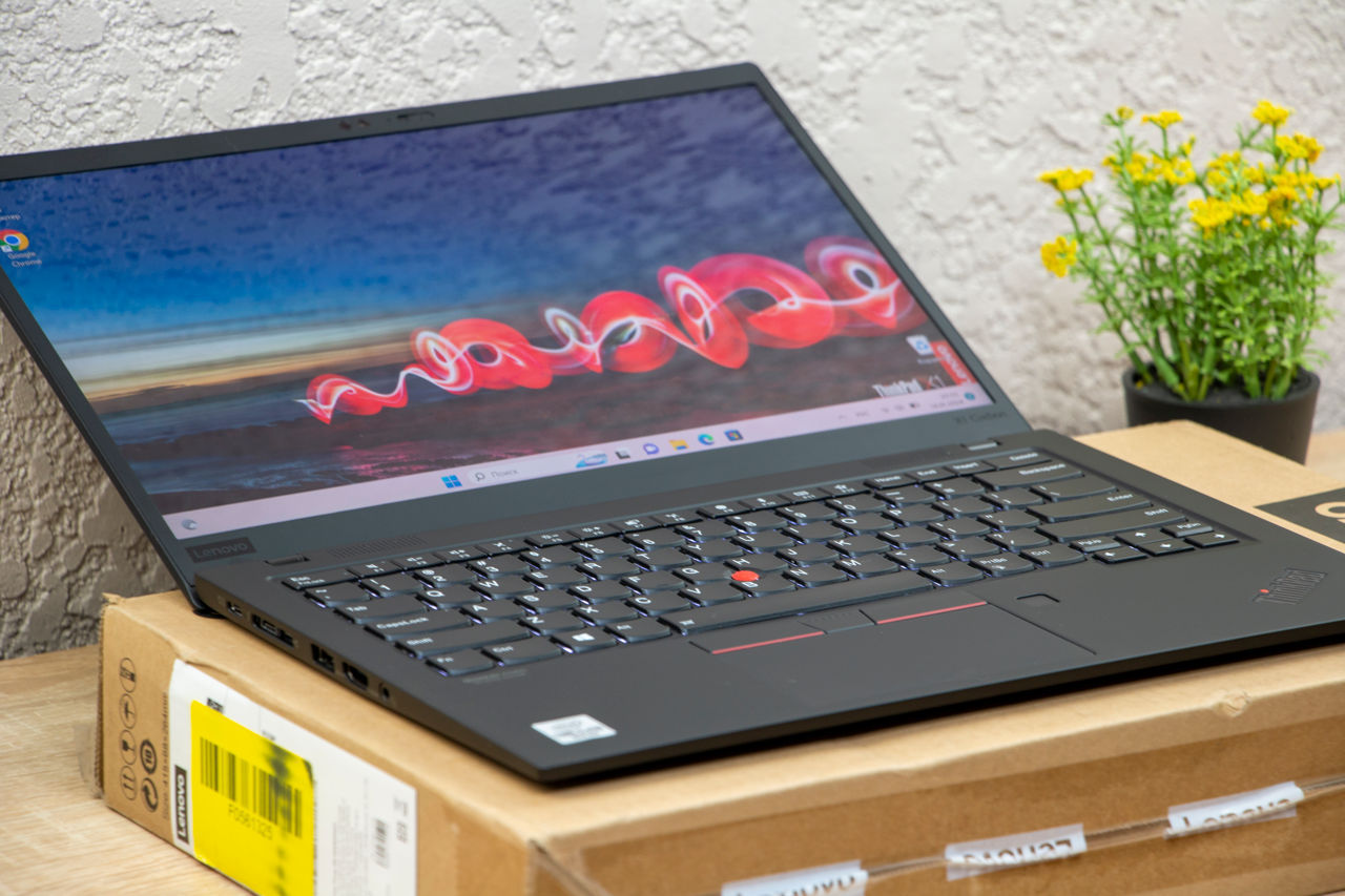 Lenovo X1 Carbon 7Th Gen/ Core I5 10210U/ 16Gb Ram/ 500Gb SSD/ 14" FHD IPS foto 5