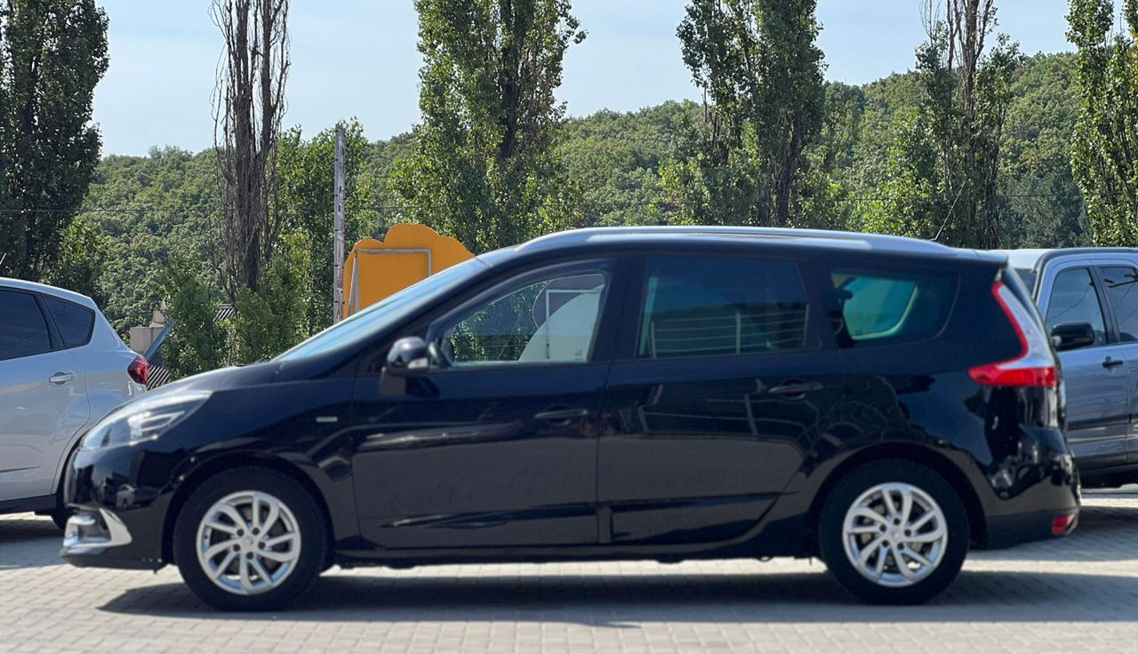 Renault Grand Scenic foto 3