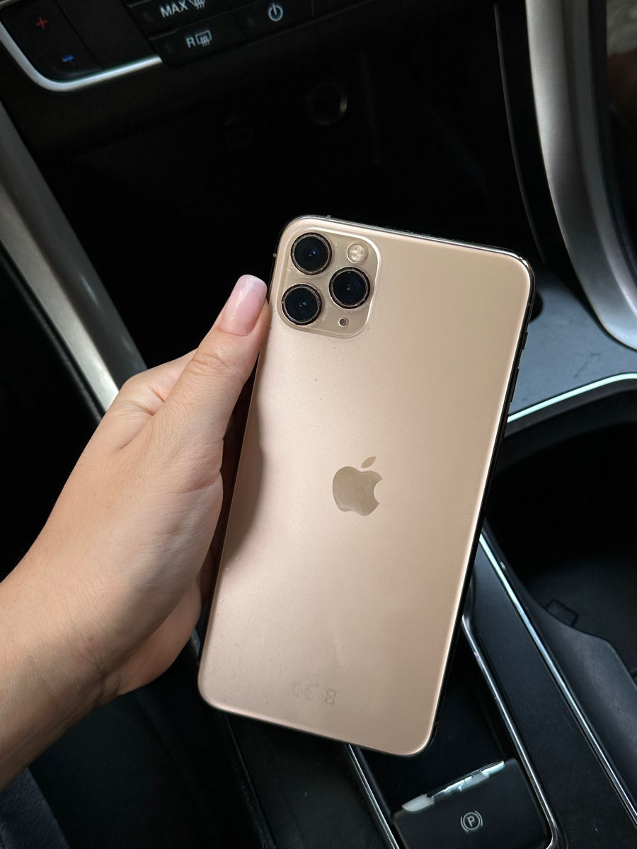 Apple iPhone 11 Pro Max 256 GB | Gold 290 $  фото 0
