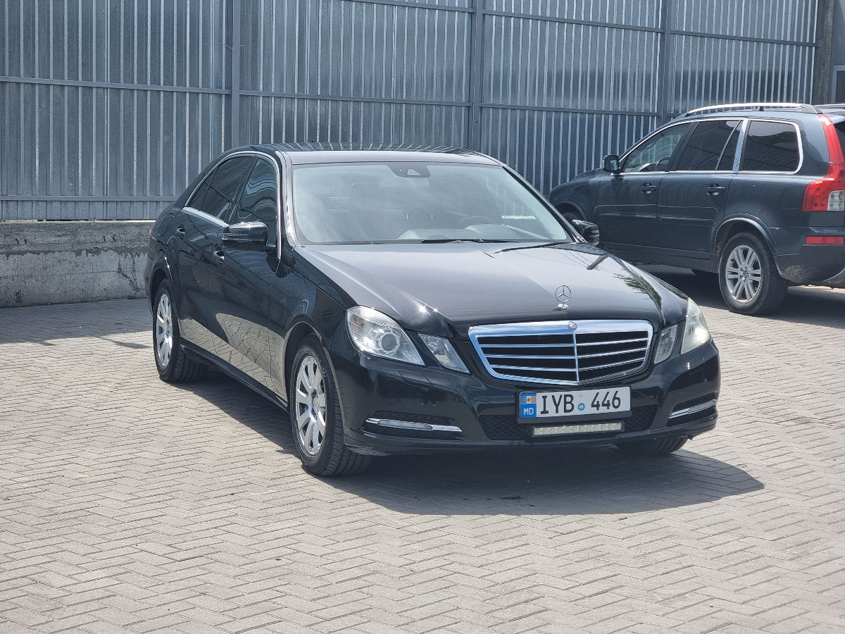 Mercedes E-Class фото 2
