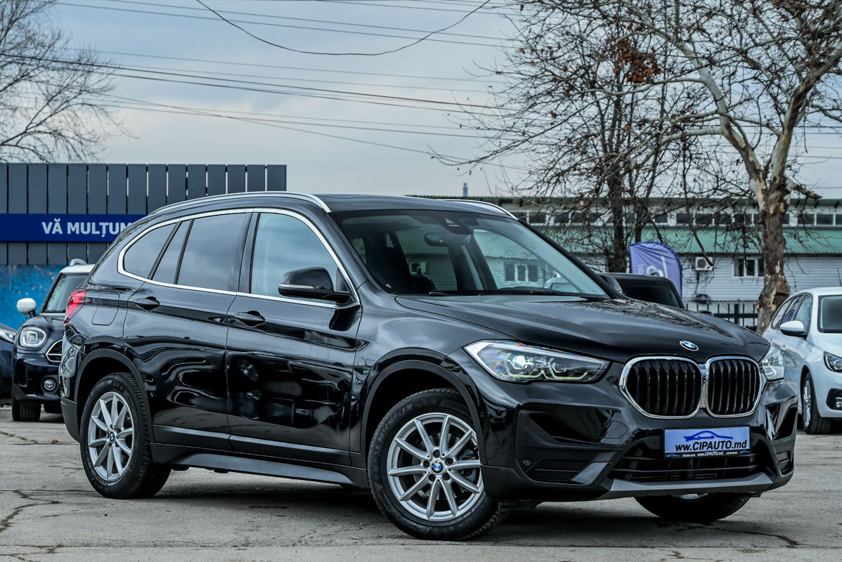 BMW X1 фото 0
