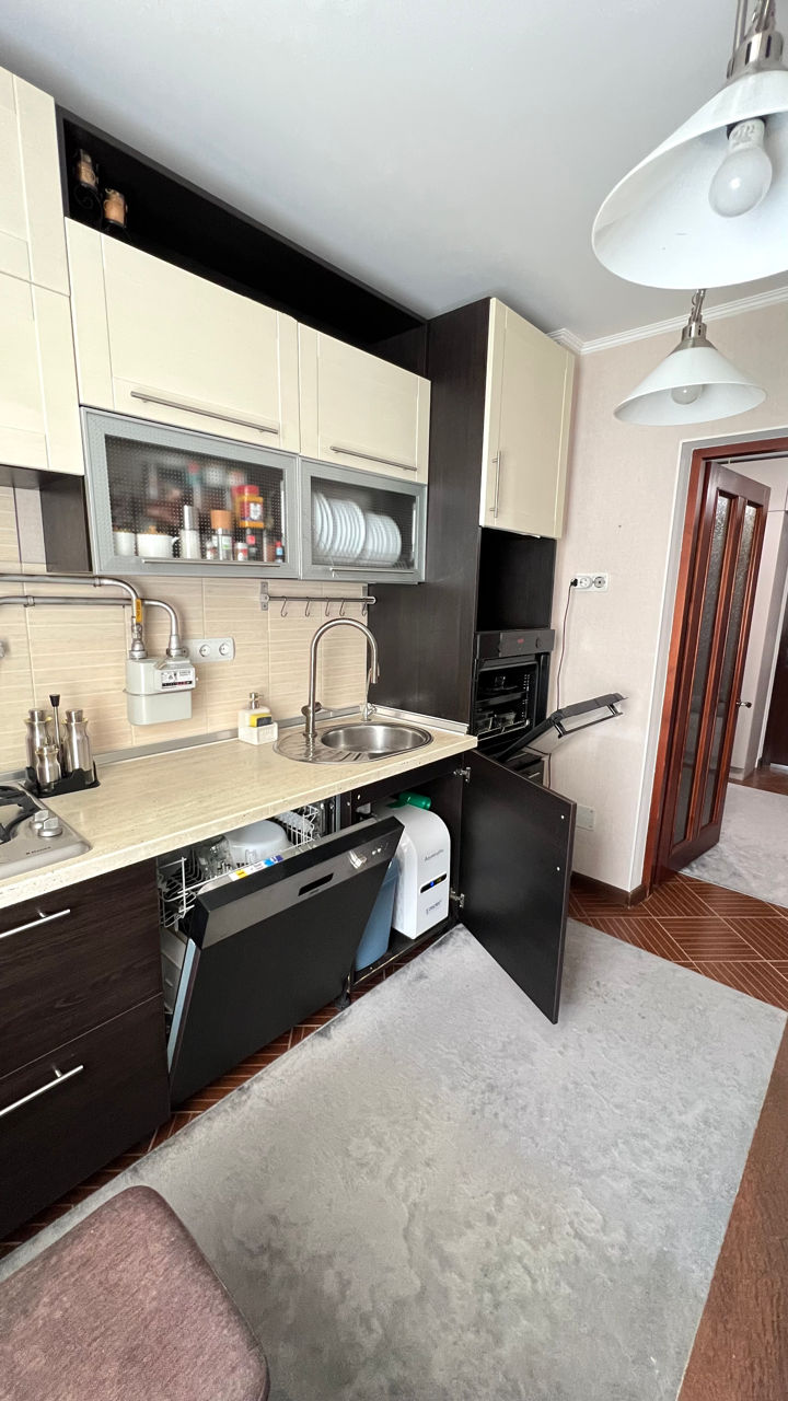 Apartament cu 2 camere,  Botanica,  Chișinău,  Chișinău mun. foto 1