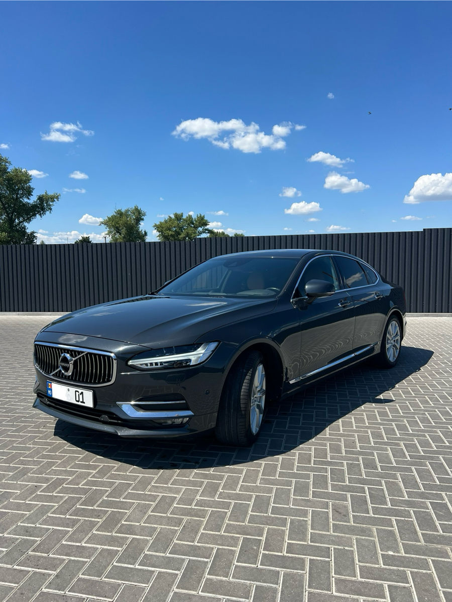 VolvoS90