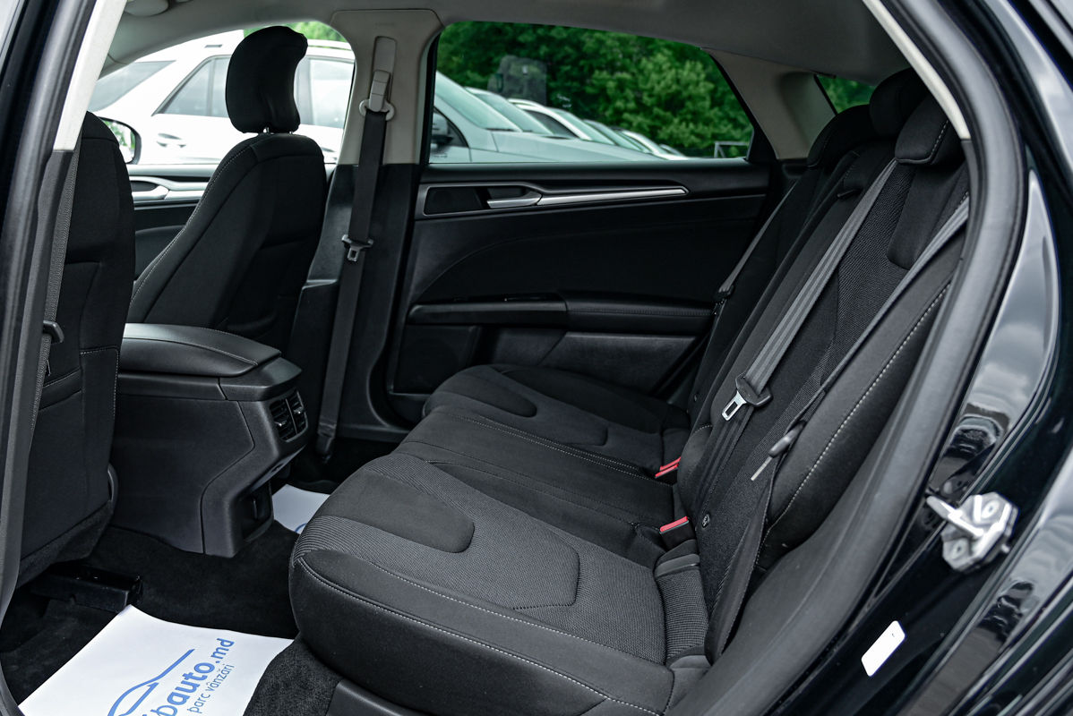Ford Mondeo фото 8
