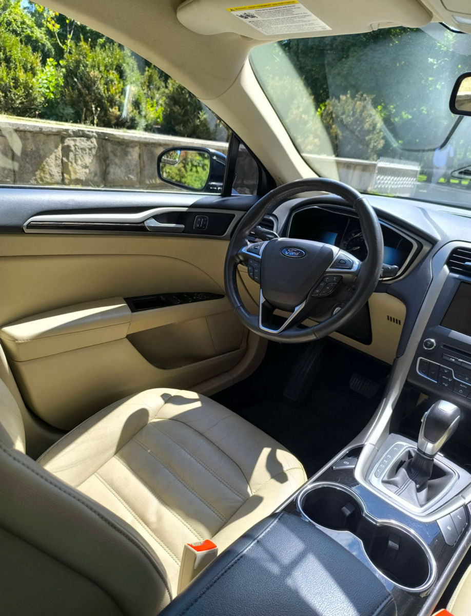 Ford Fusion foto 5