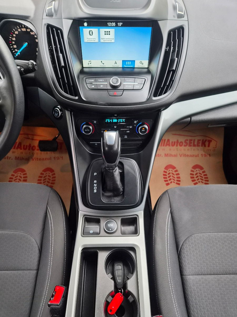 Ford Kuga 2018 photo 11