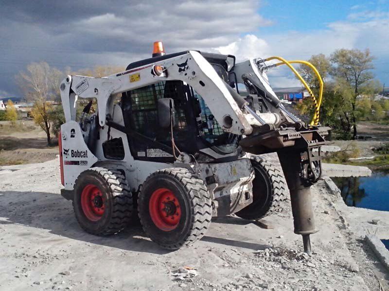 Bobcat si camaz foto 1