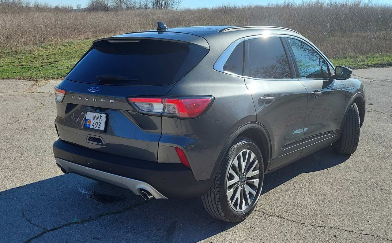 Ford Kuga foto 5