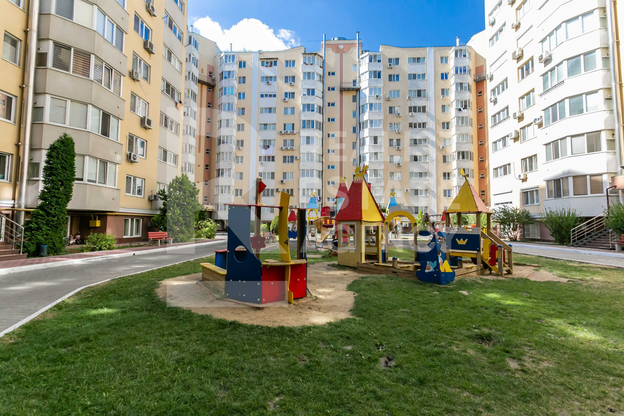 Apartament cu 5 camere sau mai multe, 187 m², Râșcani, Chișinău foto 18