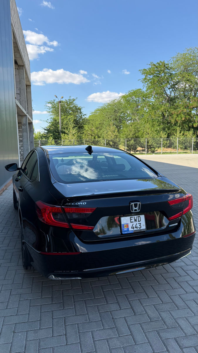 Honda Accord фото 9