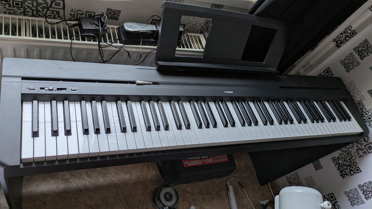 pian digital Yamaha P-45 foto 0