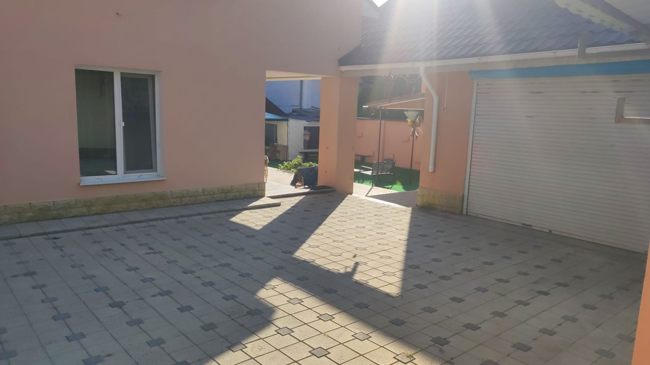 Chirie Oficiu 220m2 Posta veche term lung foto 4