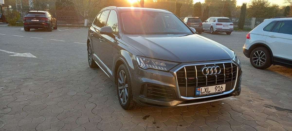 Audi Q7 foto 2