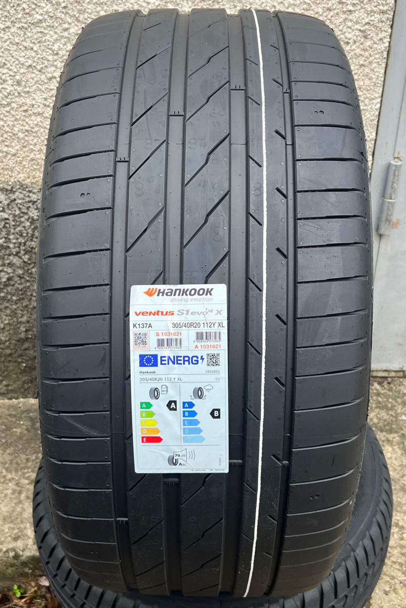 305/40 R20 Hankook S1 Evo4x/ Доставка, livrare toata Moldova foto 0