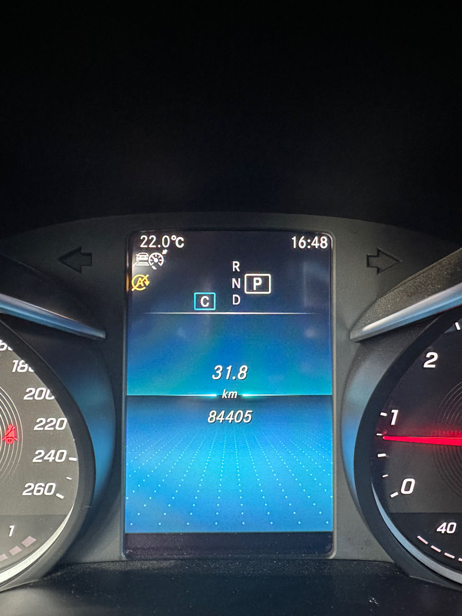 Mercedes C-Class foto 9