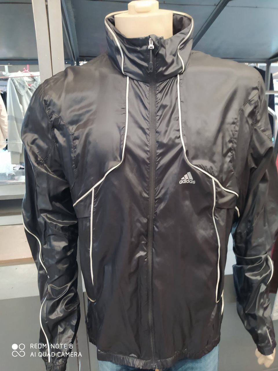 Мужские ветровки от Adidas Reebok Regatta
