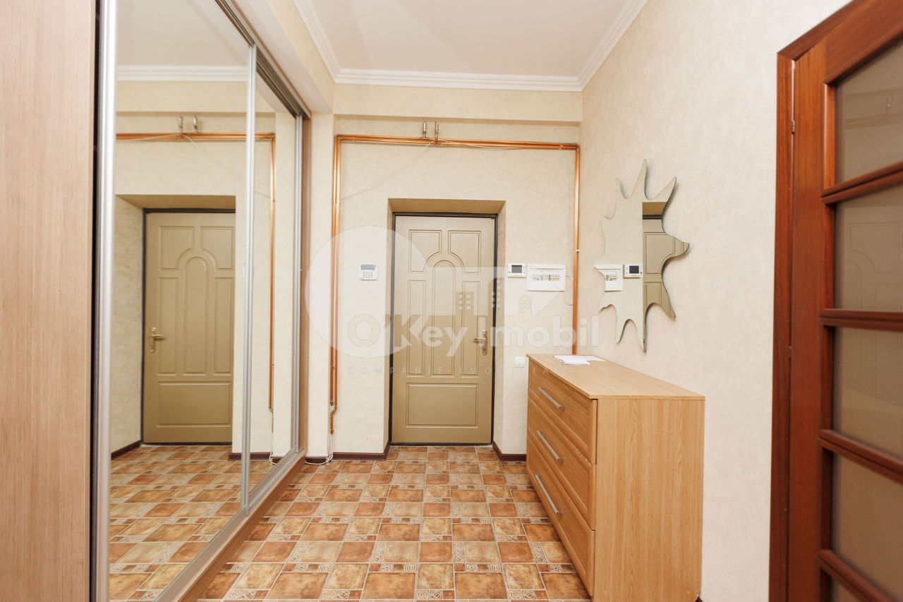 Chirie! Apartament cu 3 camere + living, 165 mp, Râșcani, 1 200 € foto 14