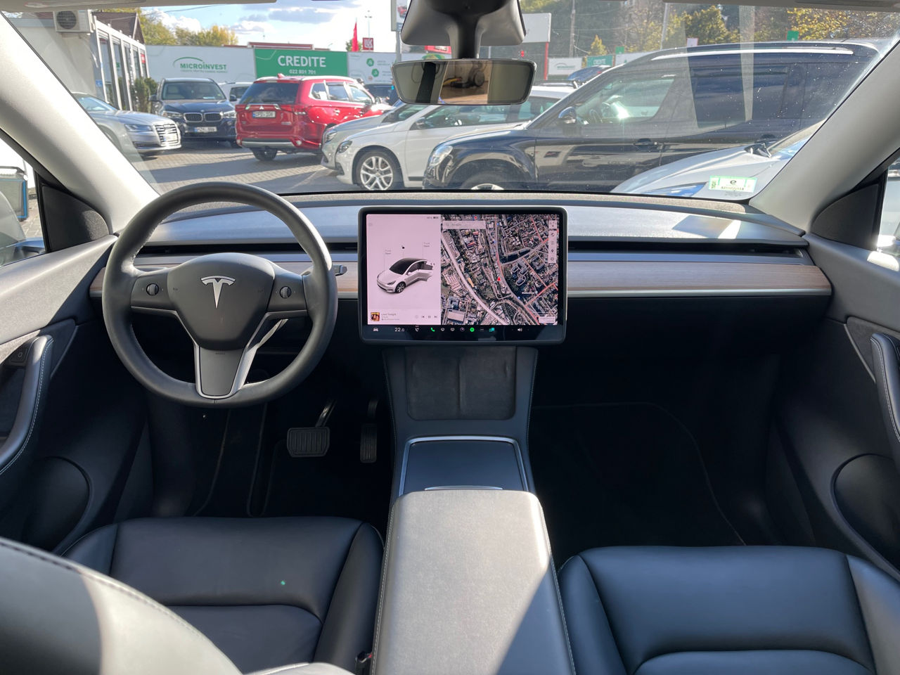 Tesla Model Y foto 8