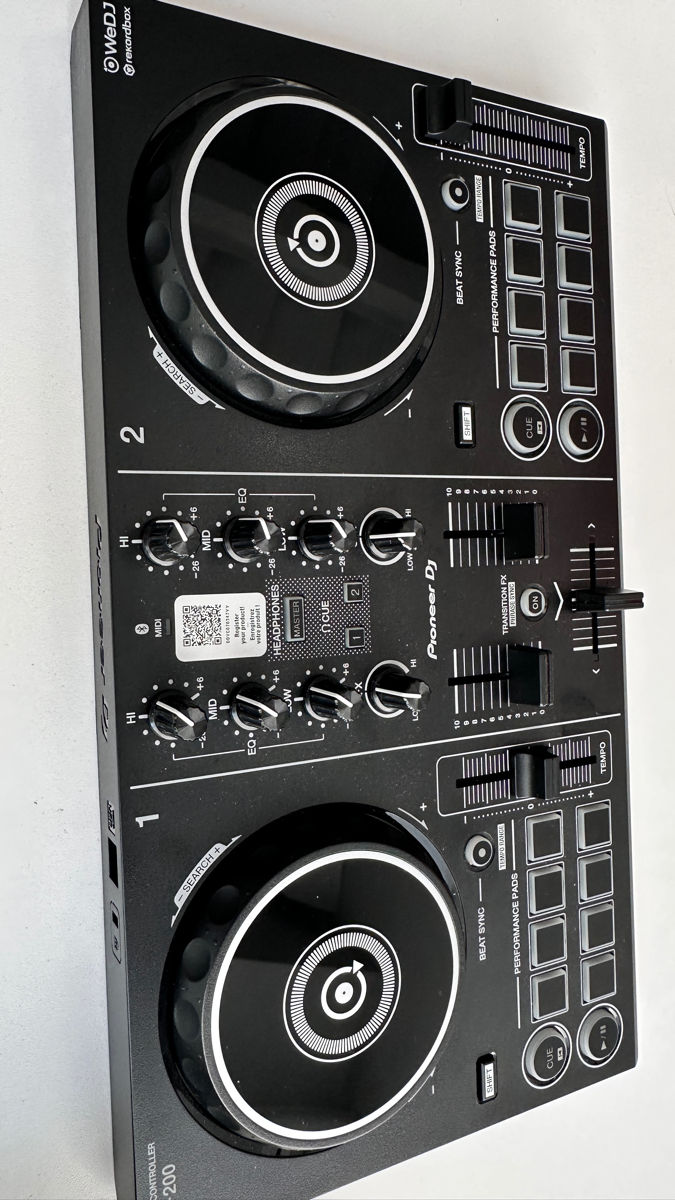 2500 lei. Controler DJ Pioneer DDJ - 200