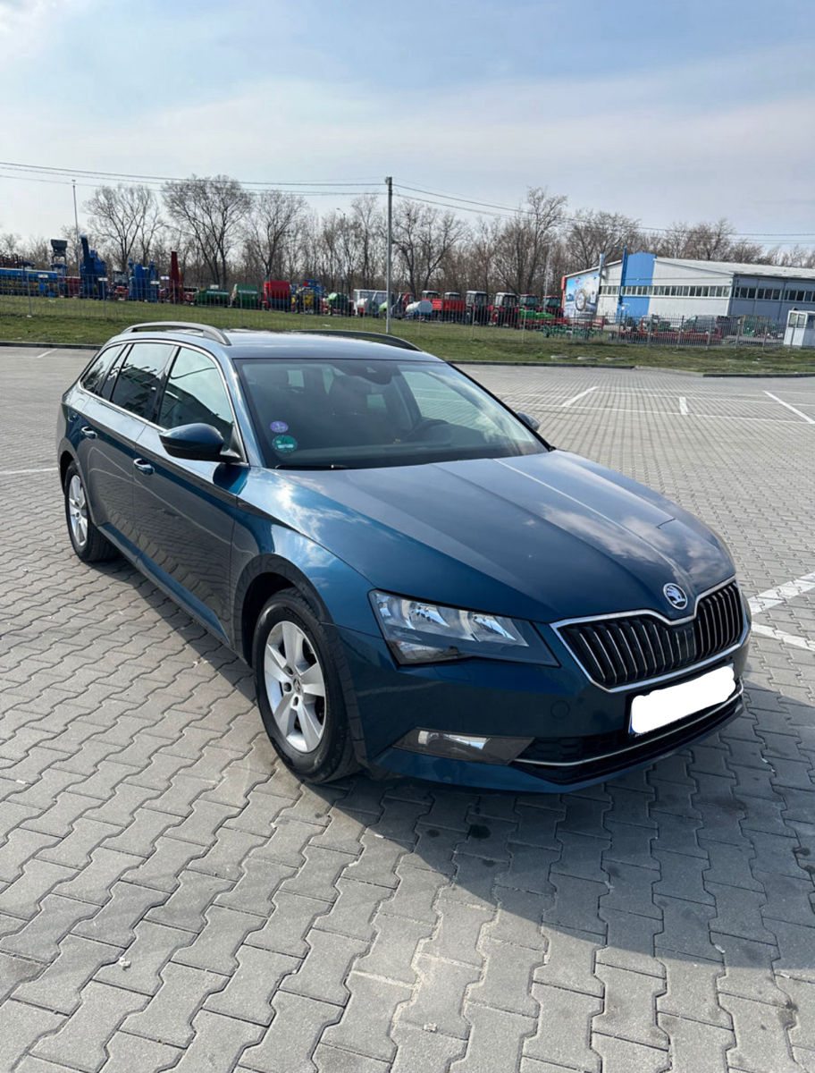 Skoda Superb foto 4