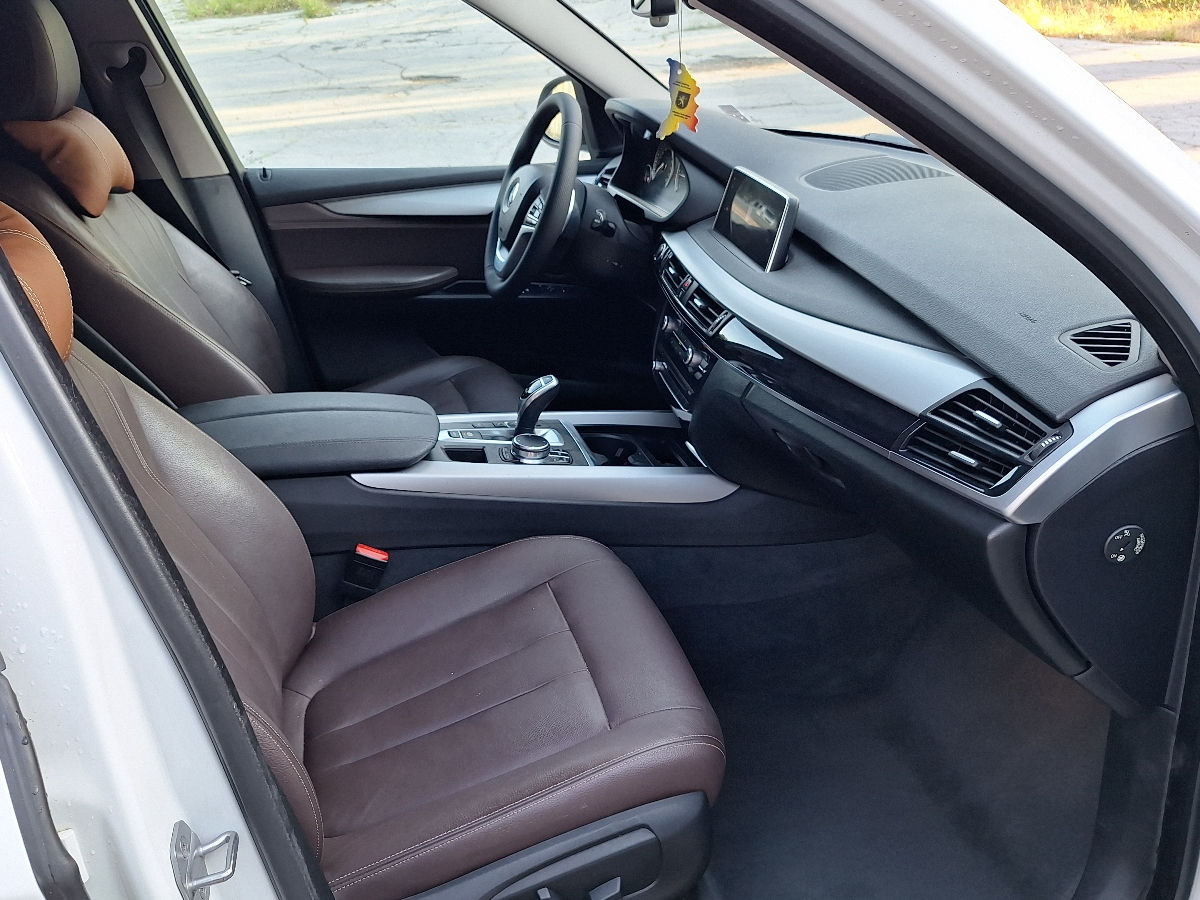 BMW X5 foto 8