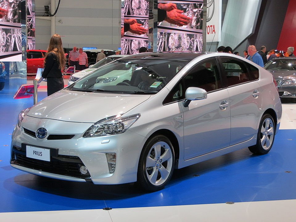 Prirus Dezmebrez Toyota Prius