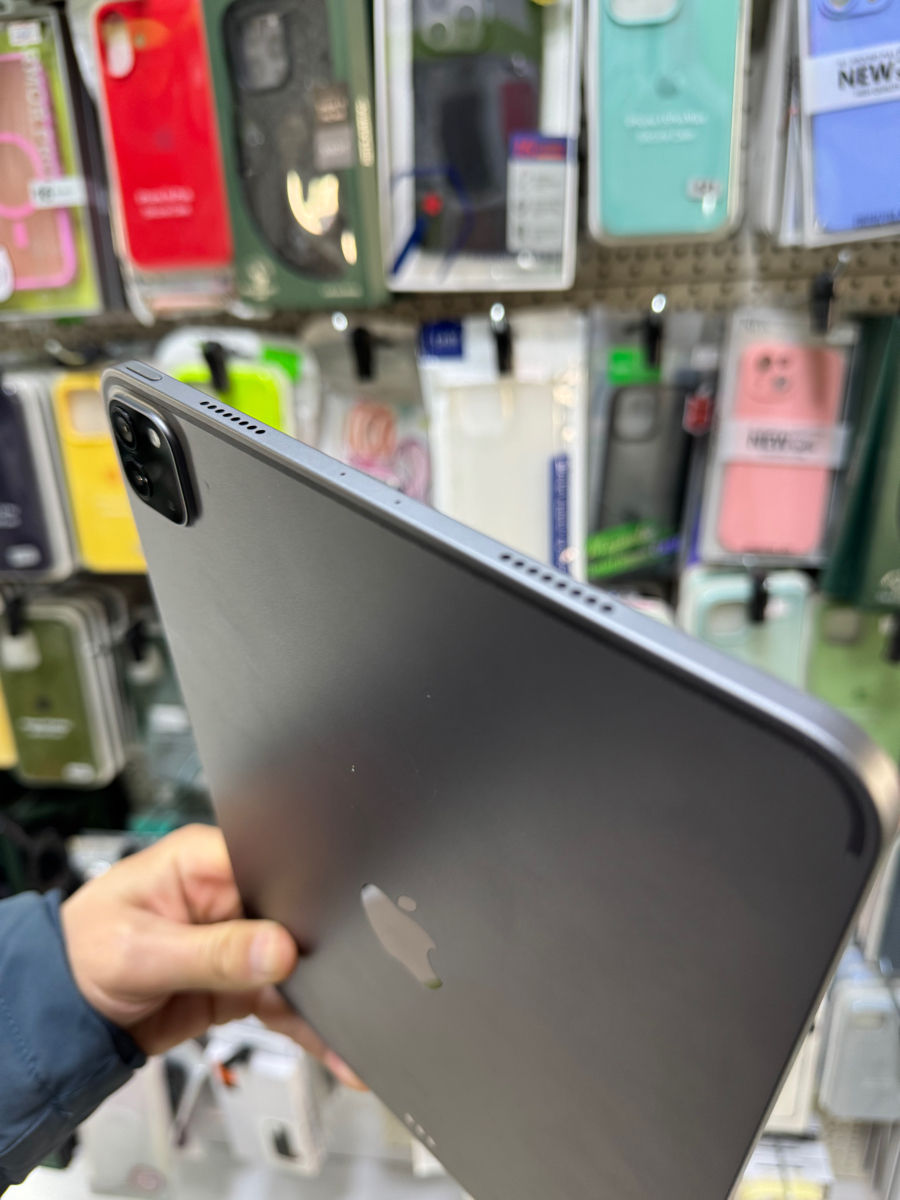 Ipad Pro 11-inch chip M1 1TB memorie , stare ideala !  фото 2
