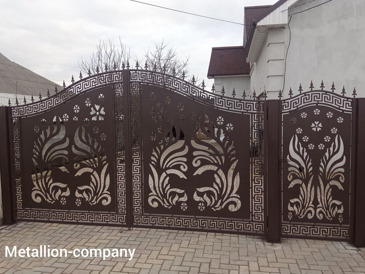 Porți și garduri metalice traforate direct de la producator foto 14