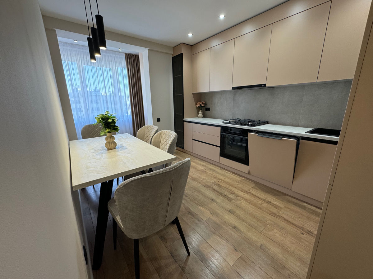3-х комнатная квартира, 82 м², Чокана, Кишинёв