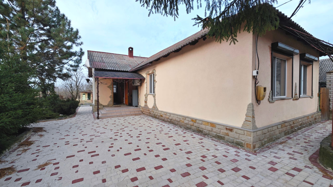 🏡 Одноэтажный дом (100м2, 7 сот.) в центре Бельц! 🔥 фото 1
