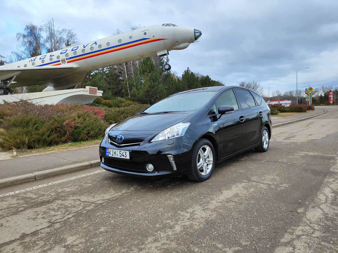 7 locuri Toyota Prius Plus în stare ideală!!! Dotat cu Panorama,  Salon din Piele, încălzire scaune foto 0