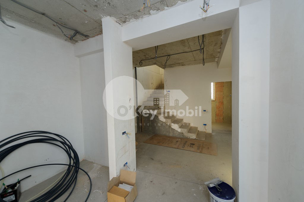 Duplex, 300 mp, versiune albă, 2 nivele + mansardă, Ciocana 249000 € ! foto 14