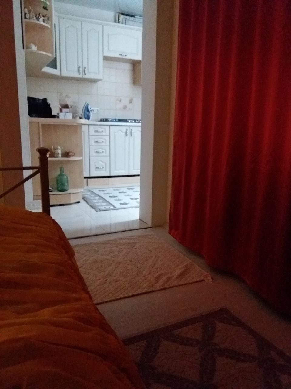 Apartament cu 2 camere, 70 m², Botanica, Chișinău foto 1