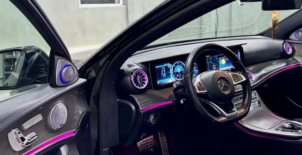 Дефлекторы W213 - Turbiene Led 64 color - Mercedes foto 8