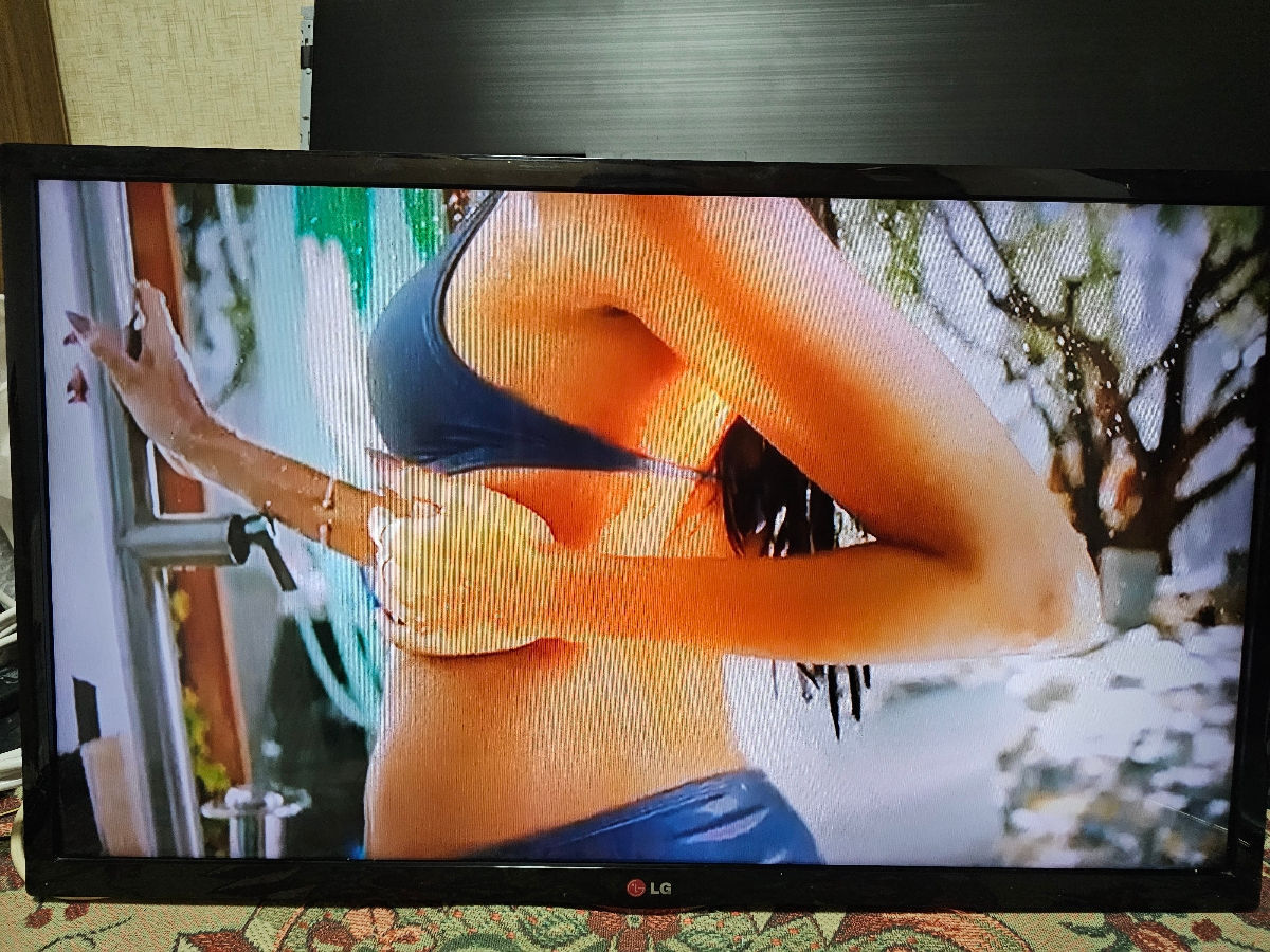 LED Televizor LG diagonala 32" (82cm) foto 7