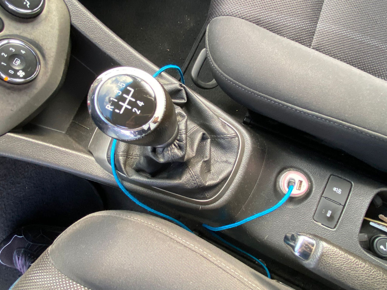 Chevrolet Aveo foto 14