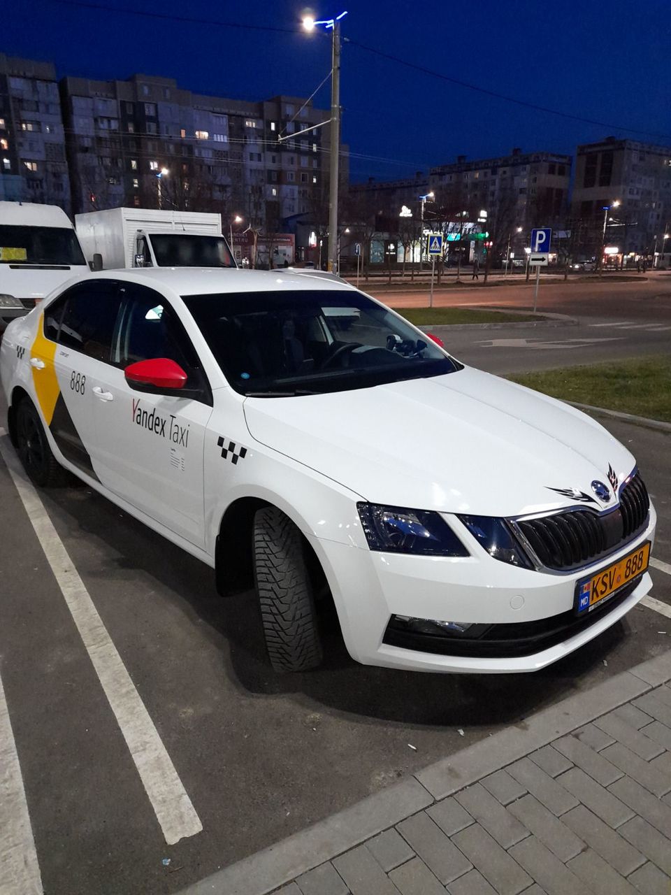 Taxi. Iași - București. foto 1
