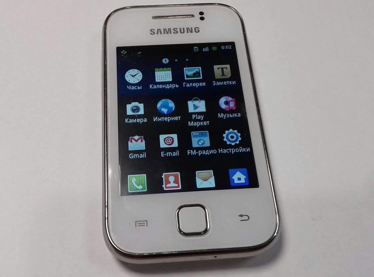 Samsung Galaxy Y ( young ) GT-S5360