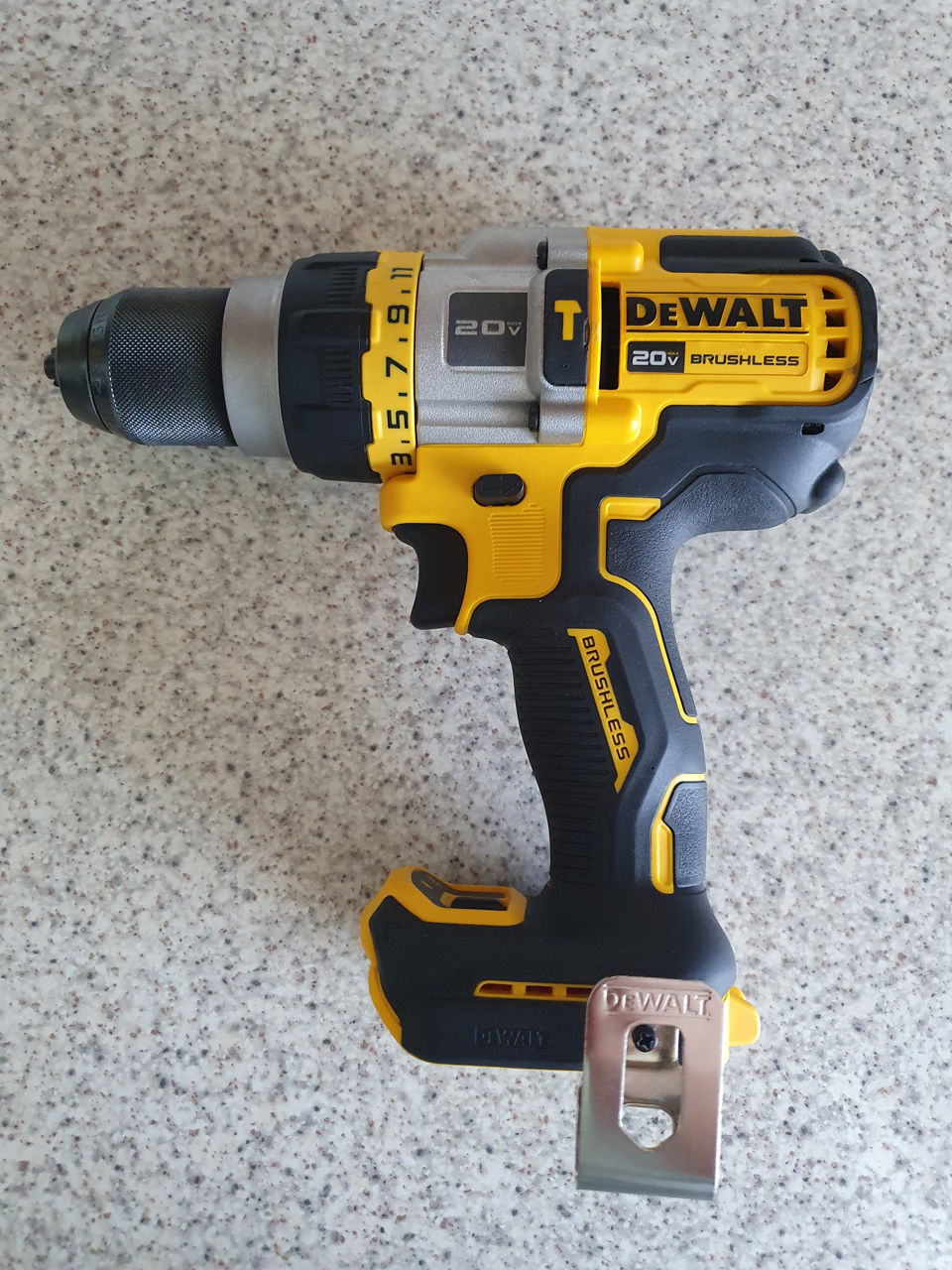 Filetanta cu percutie profesionala Dewalt DCD 999 new, Originala