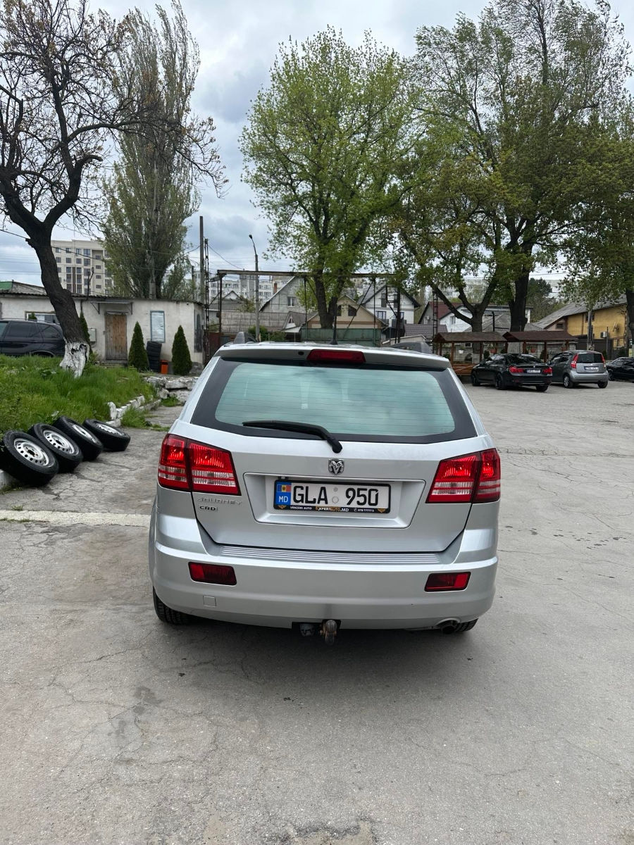 Dodge Journey foto 1