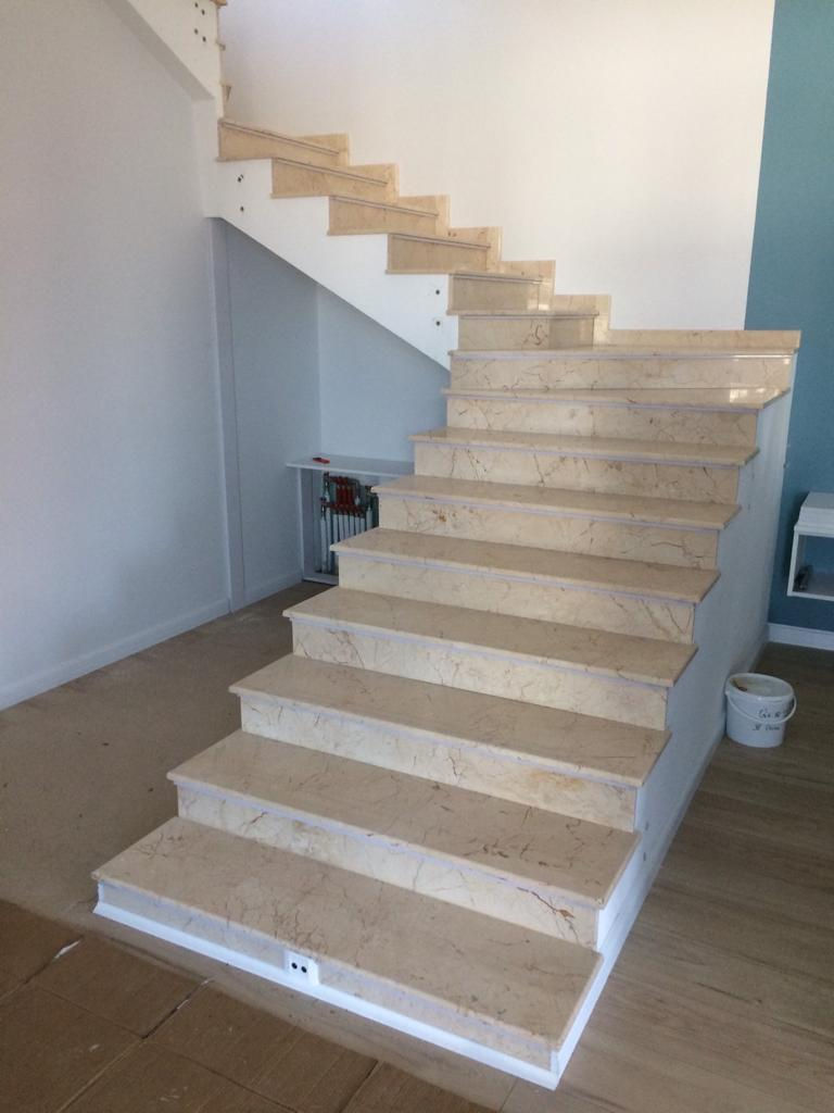Scări, blaturi, pervazuri, glafuri etc. din granit sau marmura + instalare foto 4