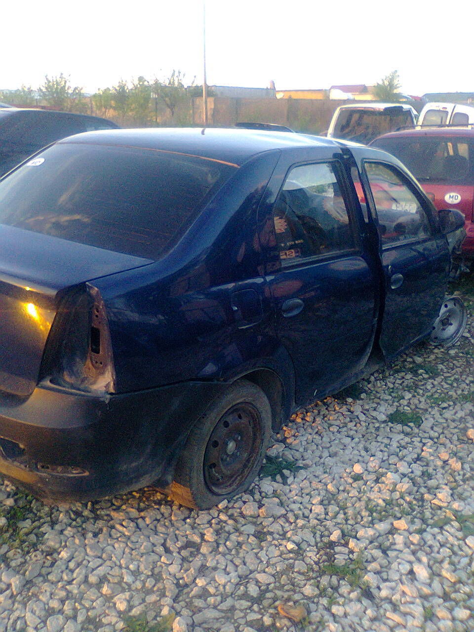 Dacia Logan - piese Balti фото 1