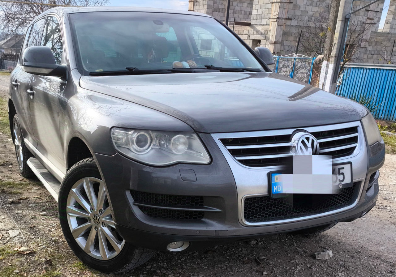 Volkswagen Touareg foto 1