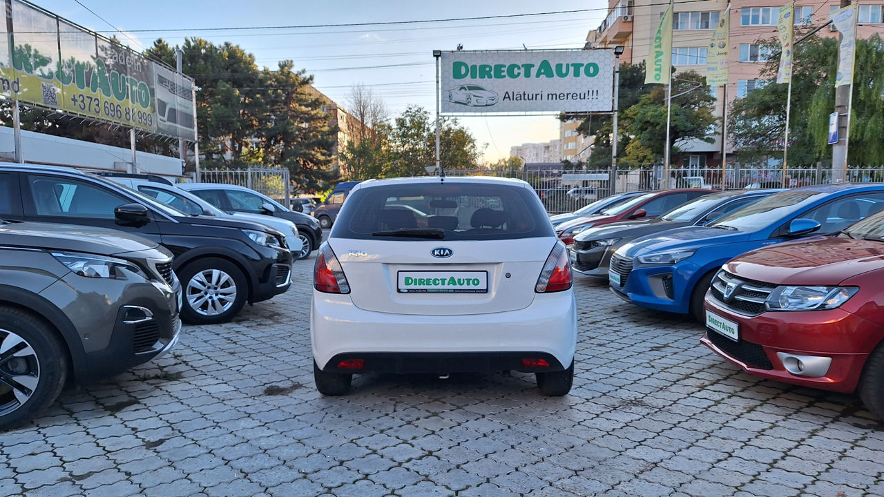 KIA Rio foto 3