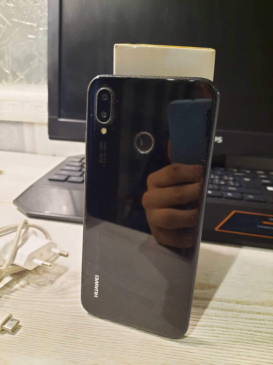 Huawei p20 lite 4/64 хорошее состояние