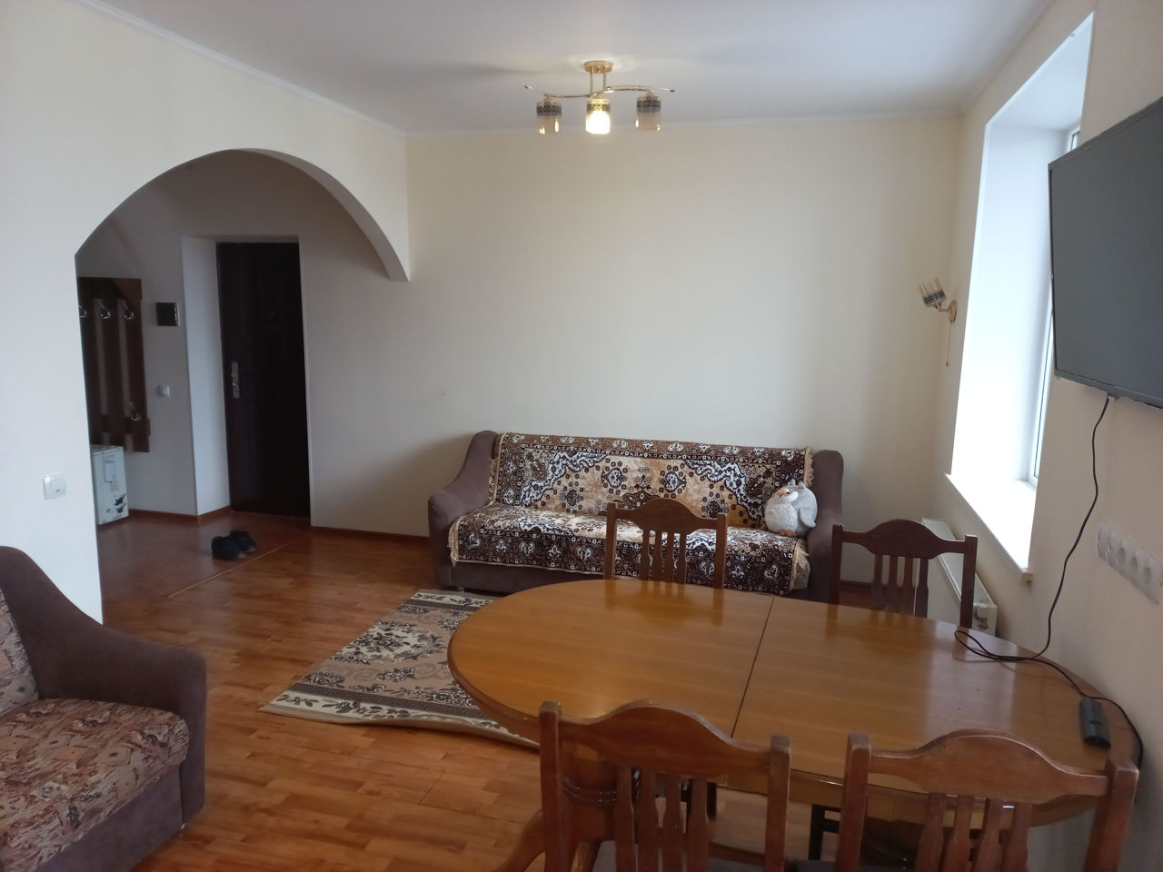 Apartament cu 3 camere,  Centru,  Comrat foto 2