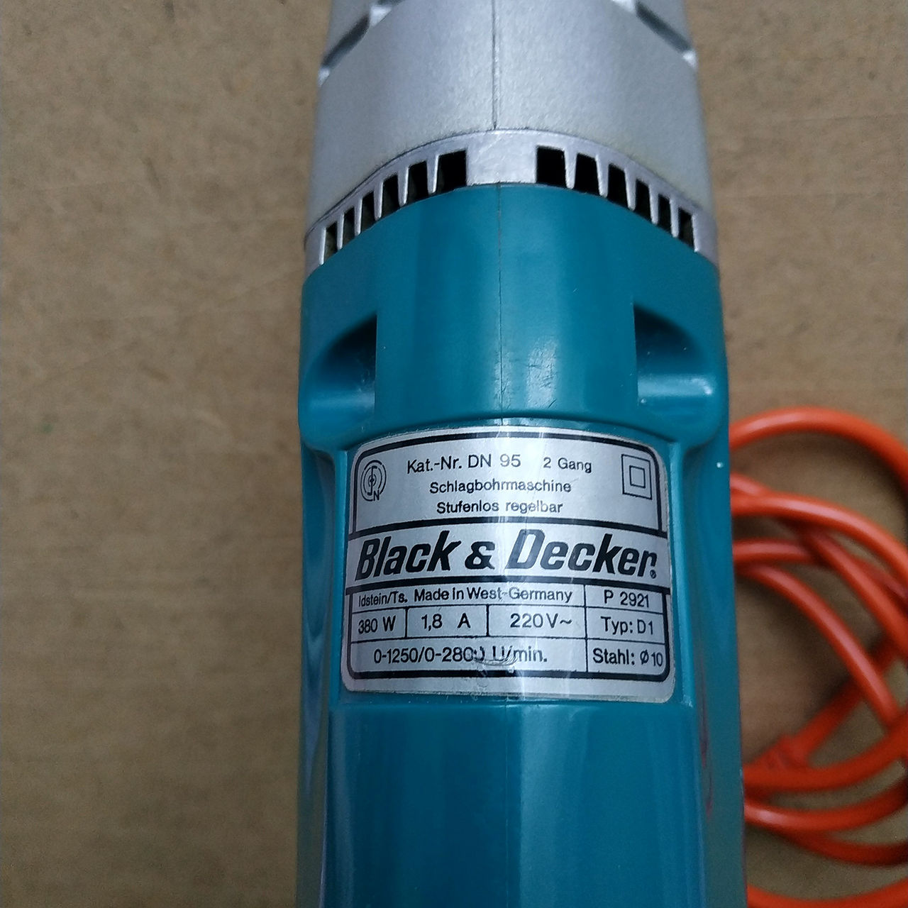 Black & Decker DN95. Burghiu cu impact. Fabricat în Germania de Vest foto 3