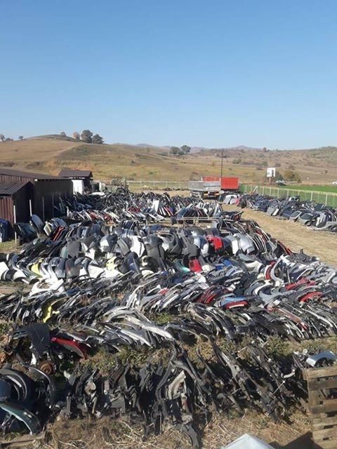Vinzari auto sau la piese. foto 9